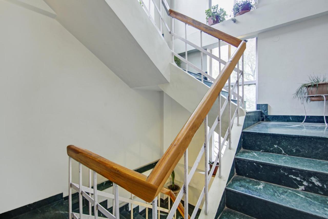 Itsy Hotels Crystal Palace With Valley View Shimla Exterior photo